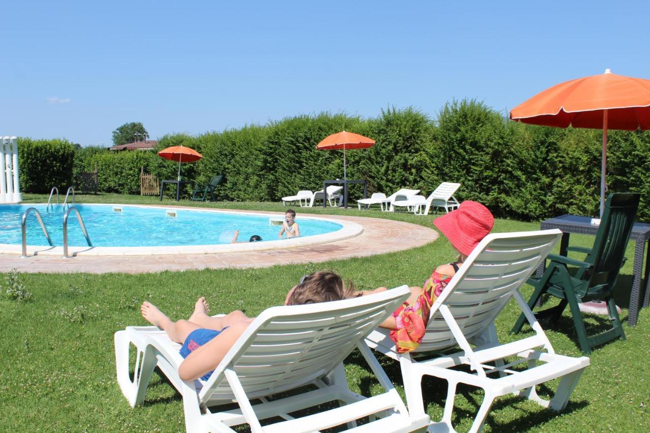 Hotel Villaggio Le Stelline Montefalco Ngoại thất bức ảnh