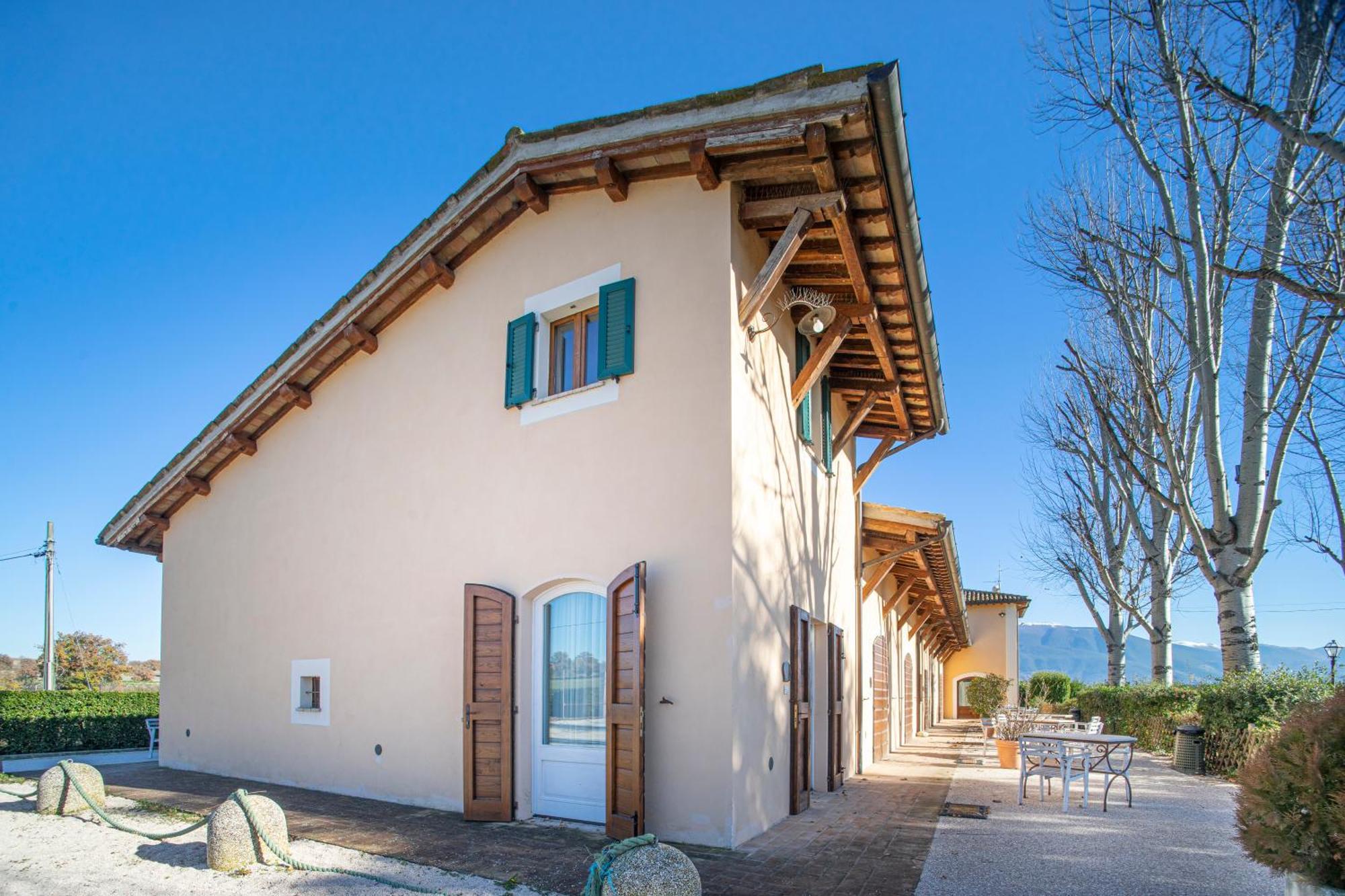 Hotel Villaggio Le Stelline Montefalco Ngoại thất bức ảnh