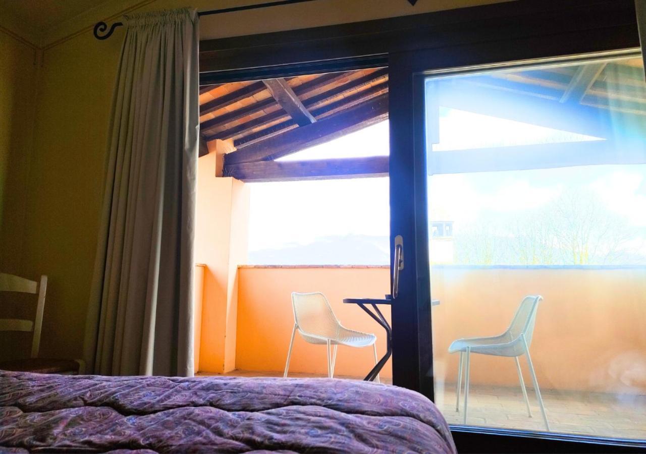 Hotel Villaggio Le Stelline Montefalco Ngoại thất bức ảnh