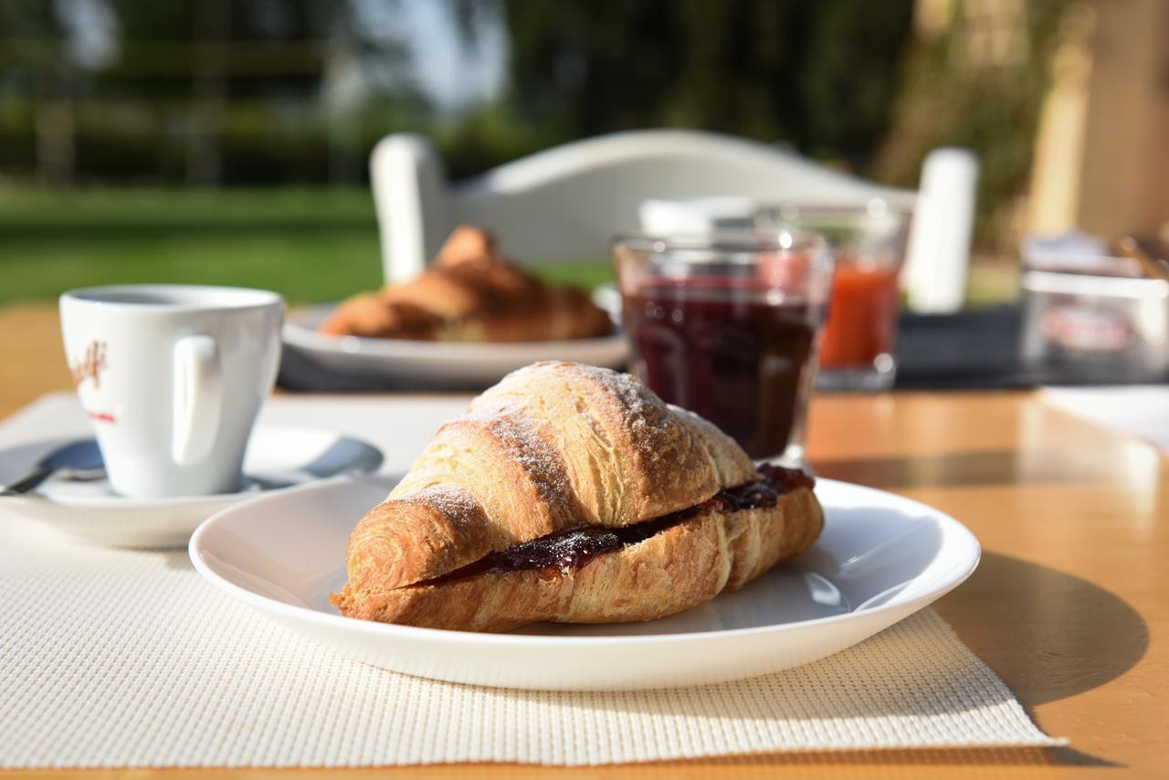Hotel Villaggio Le Stelline Montefalco Ngoại thất bức ảnh