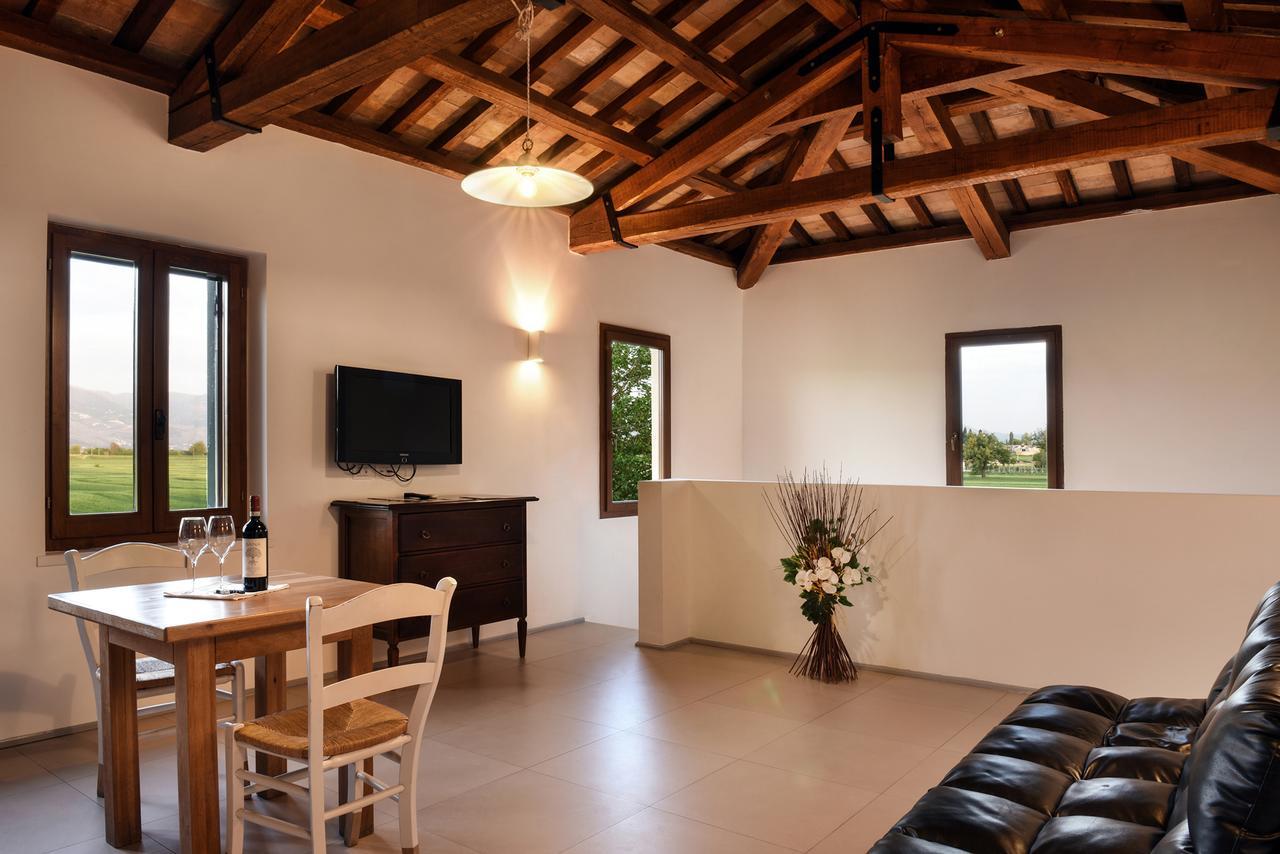 Hotel Villaggio Le Stelline Montefalco Ngoại thất bức ảnh