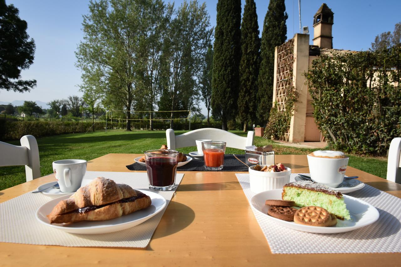 Hotel Villaggio Le Stelline Montefalco Ngoại thất bức ảnh