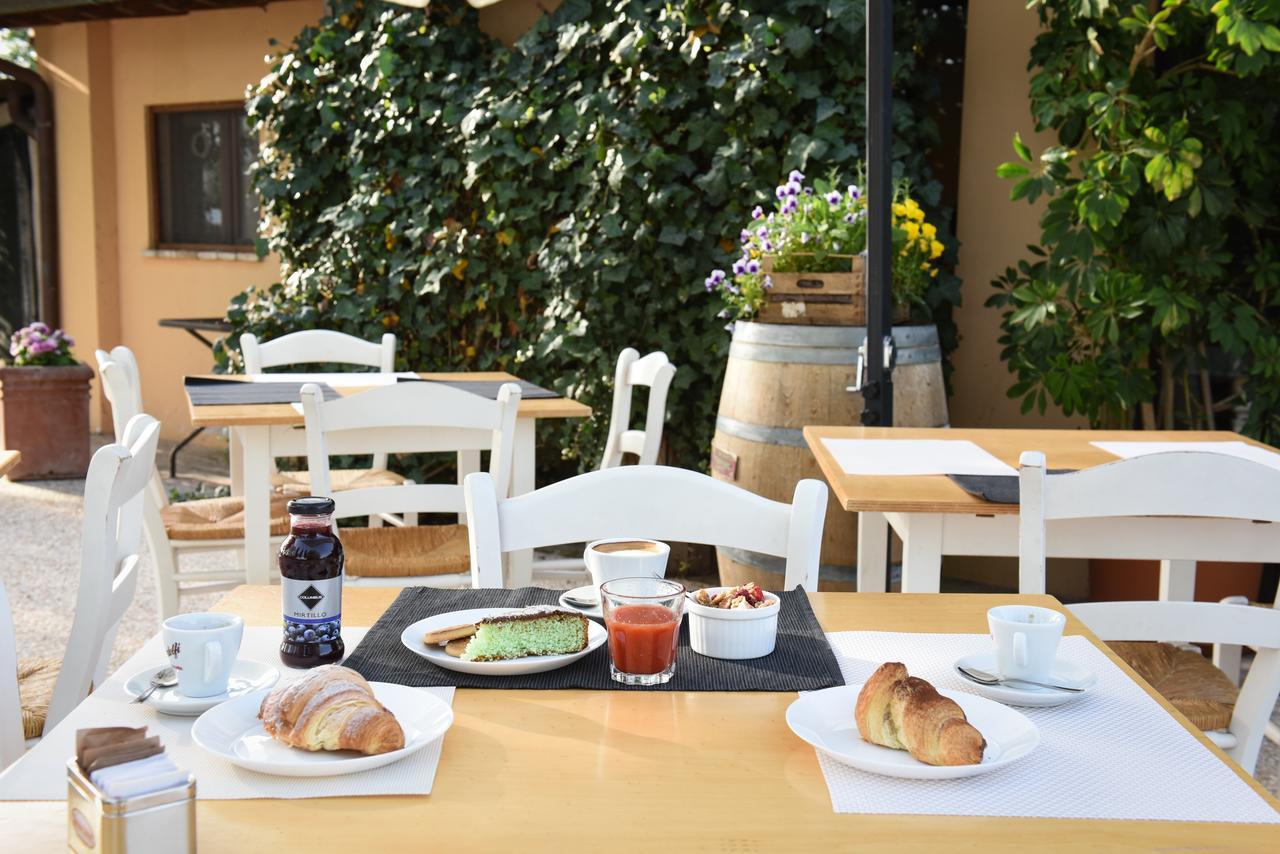 Hotel Villaggio Le Stelline Montefalco Ngoại thất bức ảnh